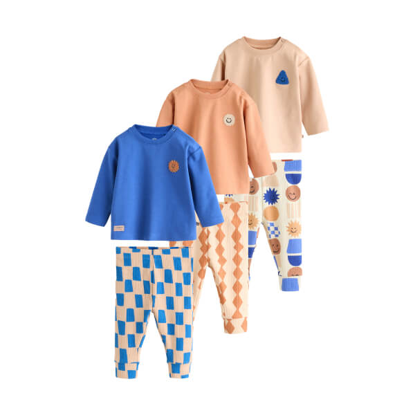 Sets & Outfits